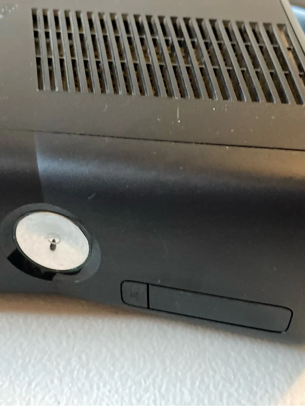 Microsoft Xbox 360 250GB Console Black Model 1439 Wi-Fi HDMI NTSC w/ Power Cord